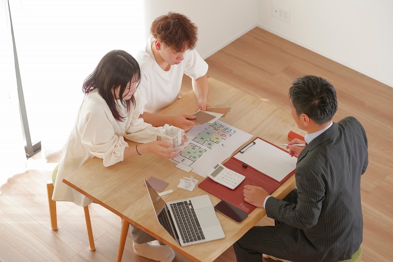 AdobeStock_1763572119